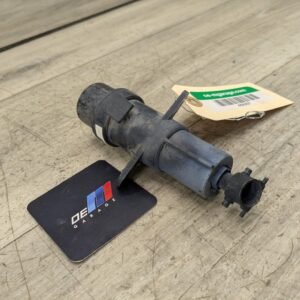 OEM BMW E88 E90 E92 328 335 Front Left or Right Headlight Washer Spray Nozzle