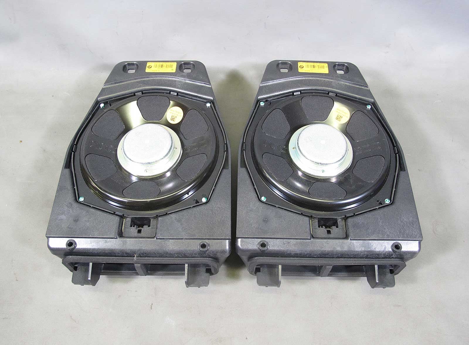 BMW E89 Z4 Roadster Top-HiFi Professional DSP Central Subwoofer Pair USED OEM