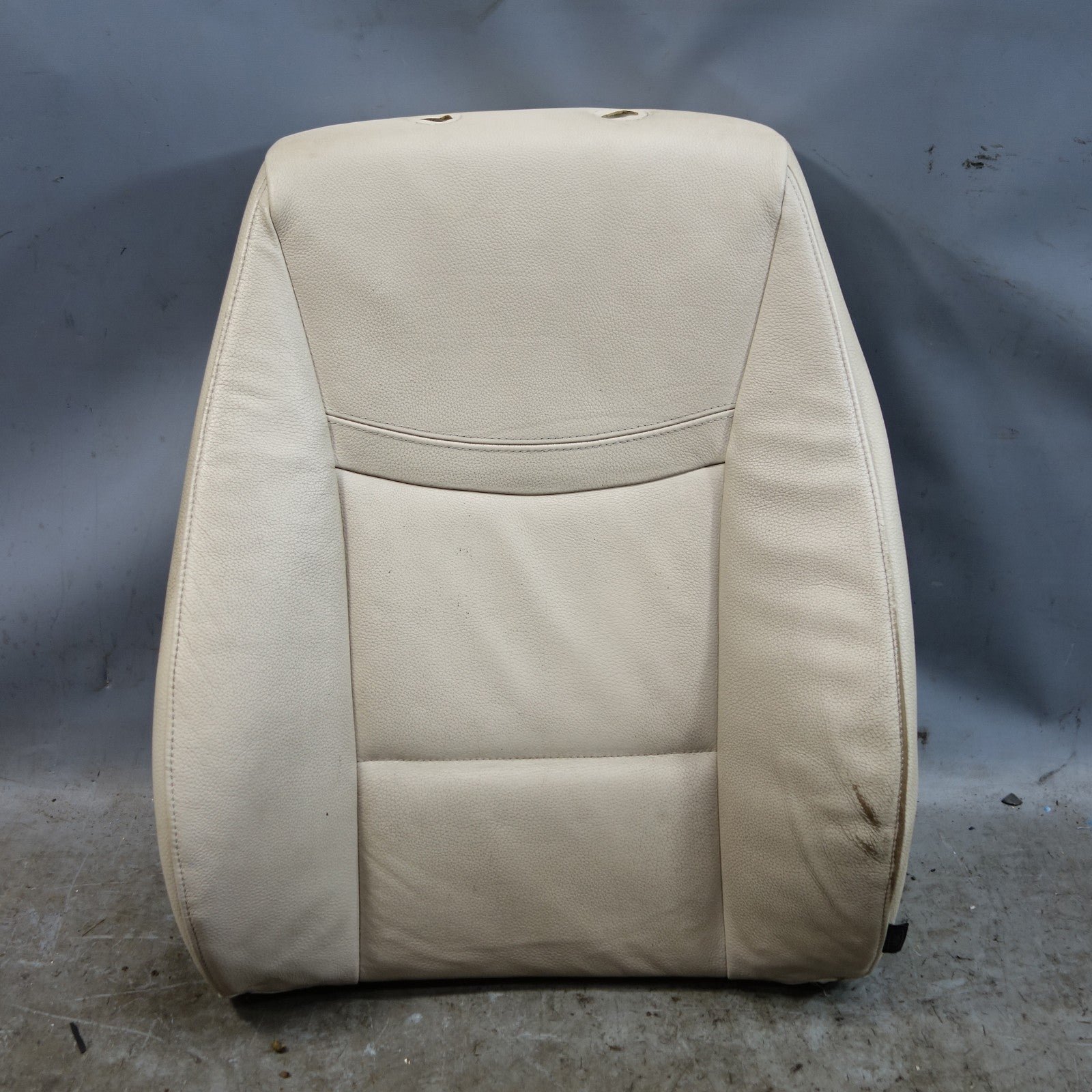 09-11 BMW E90 E91 3-Series 4-Door Left Seat Backrest Cushion Oyster Leather OEM