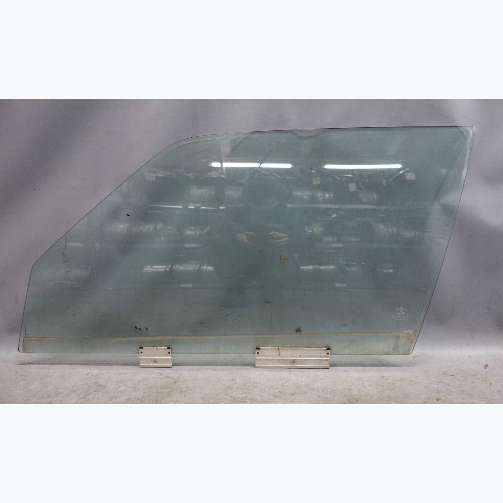 Damaged 1988-1991 BMW E30 3-Series Coupe 2dr Left Front Drivers Window Glass OEM