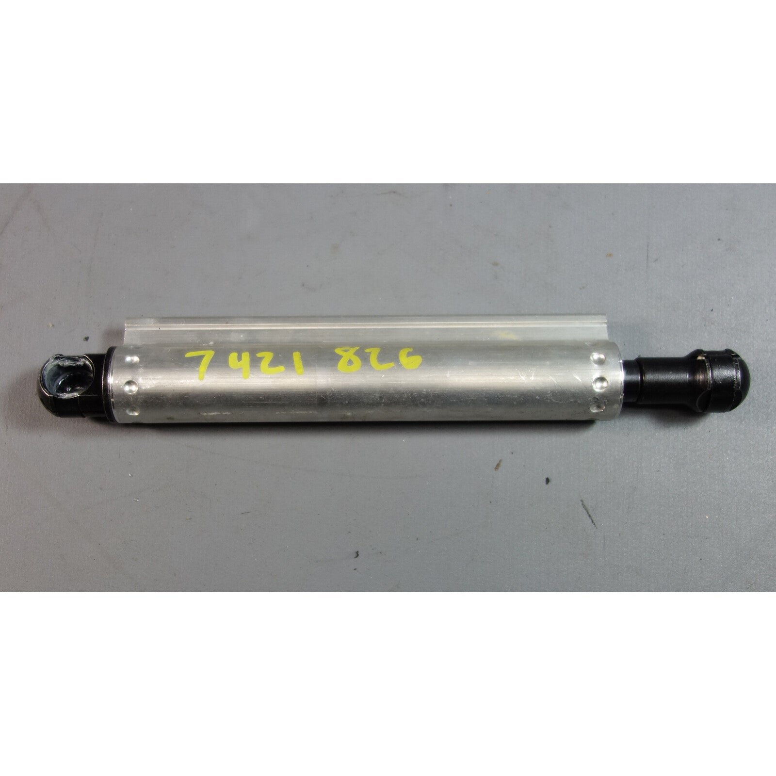 2015-2017 BMW F23 2-Series Convertible Right Hydraulic Cylinder Linkage Piston