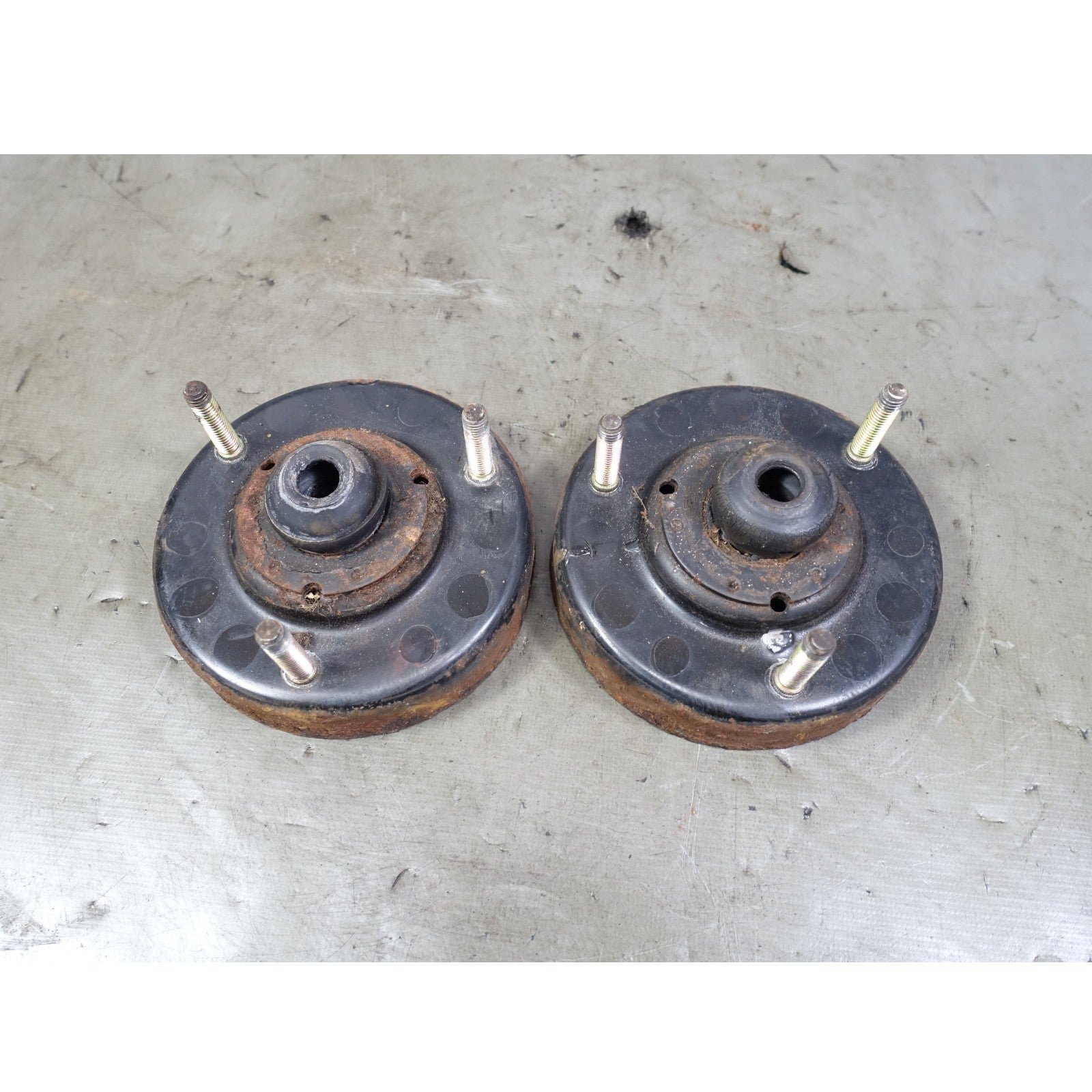 BMW E3 Bavaria Sedan Rear Strut Shock Top Mount Cap Cup Pair 1969-1976 OEM