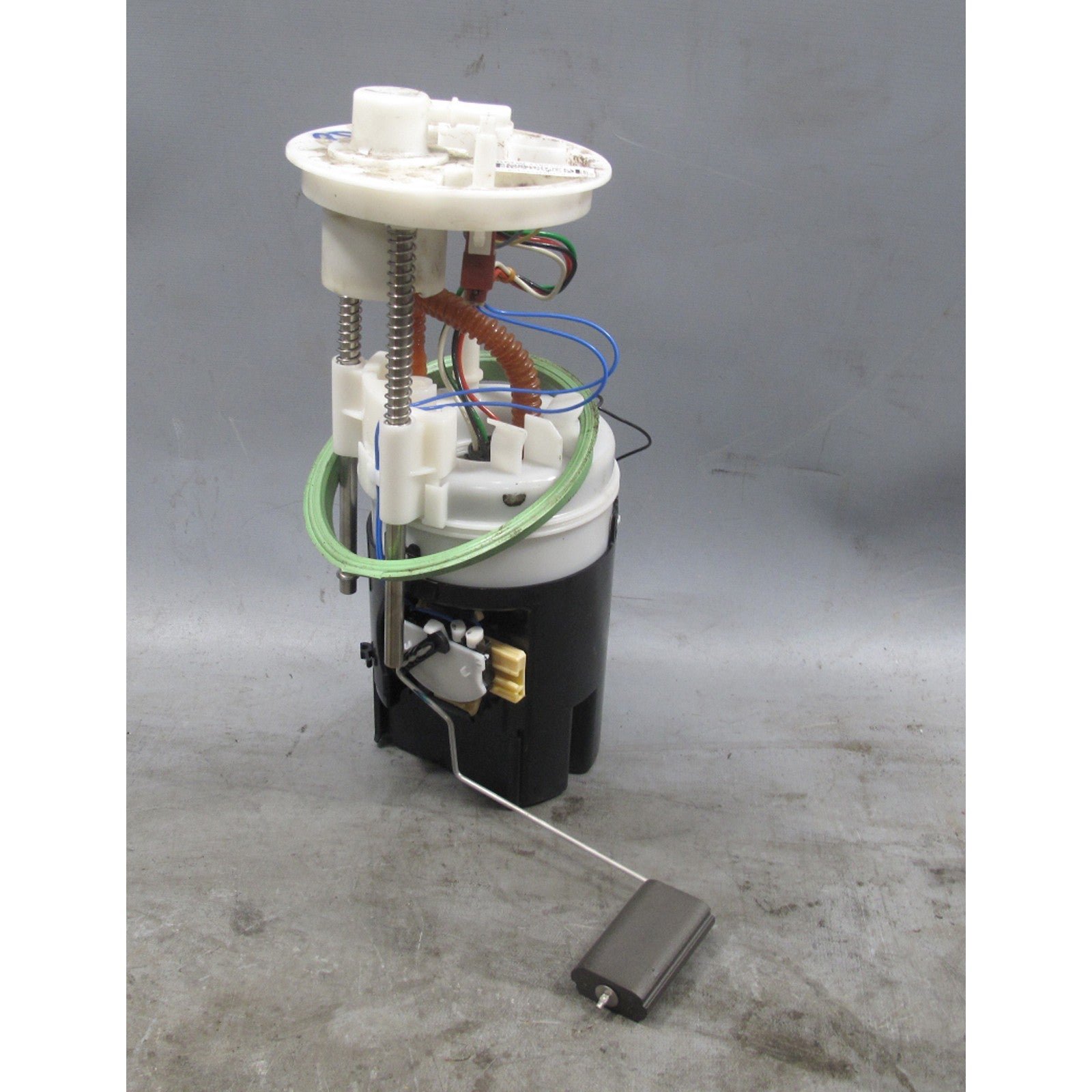 BMW X5 X6 N63 S63 V8 In Tank Fuel Pump Delivery w Level Sender 2008-2019 OEM