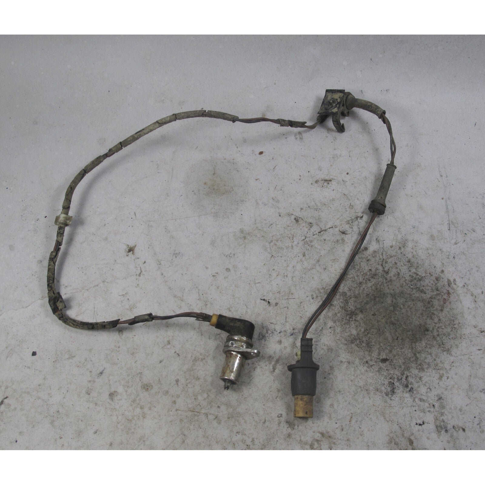 1987-1989 BMW E28 5-Series E24 Right Rear Wheelspeed Sensor ABS Genuine OEM
