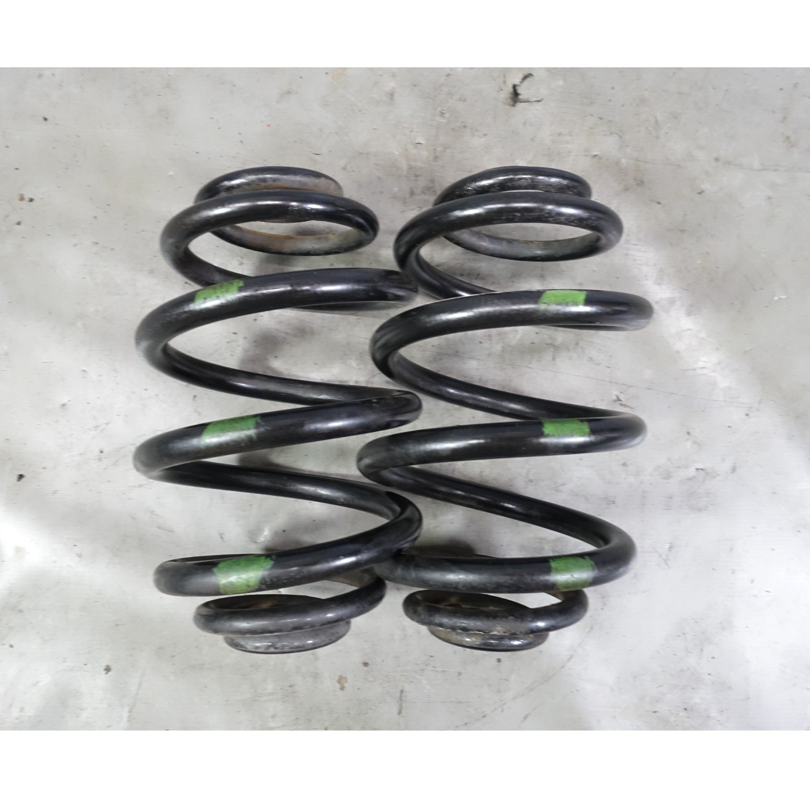 1995-1999 BMW E36 318ti Compact Hatch Factory Rear Coil Barrel Spring Pair OEM