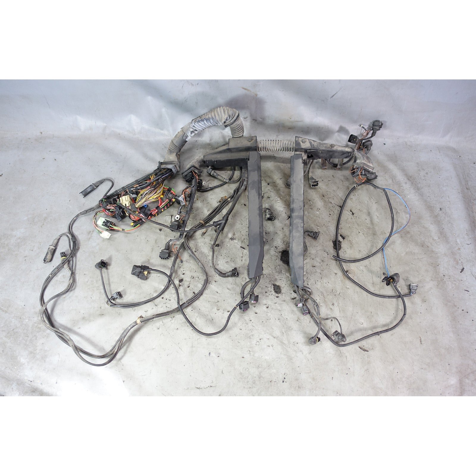 Damaged 2001-2003 BMW E39 M5 S62 5.0L Engine Wiring Harness Complete OEM