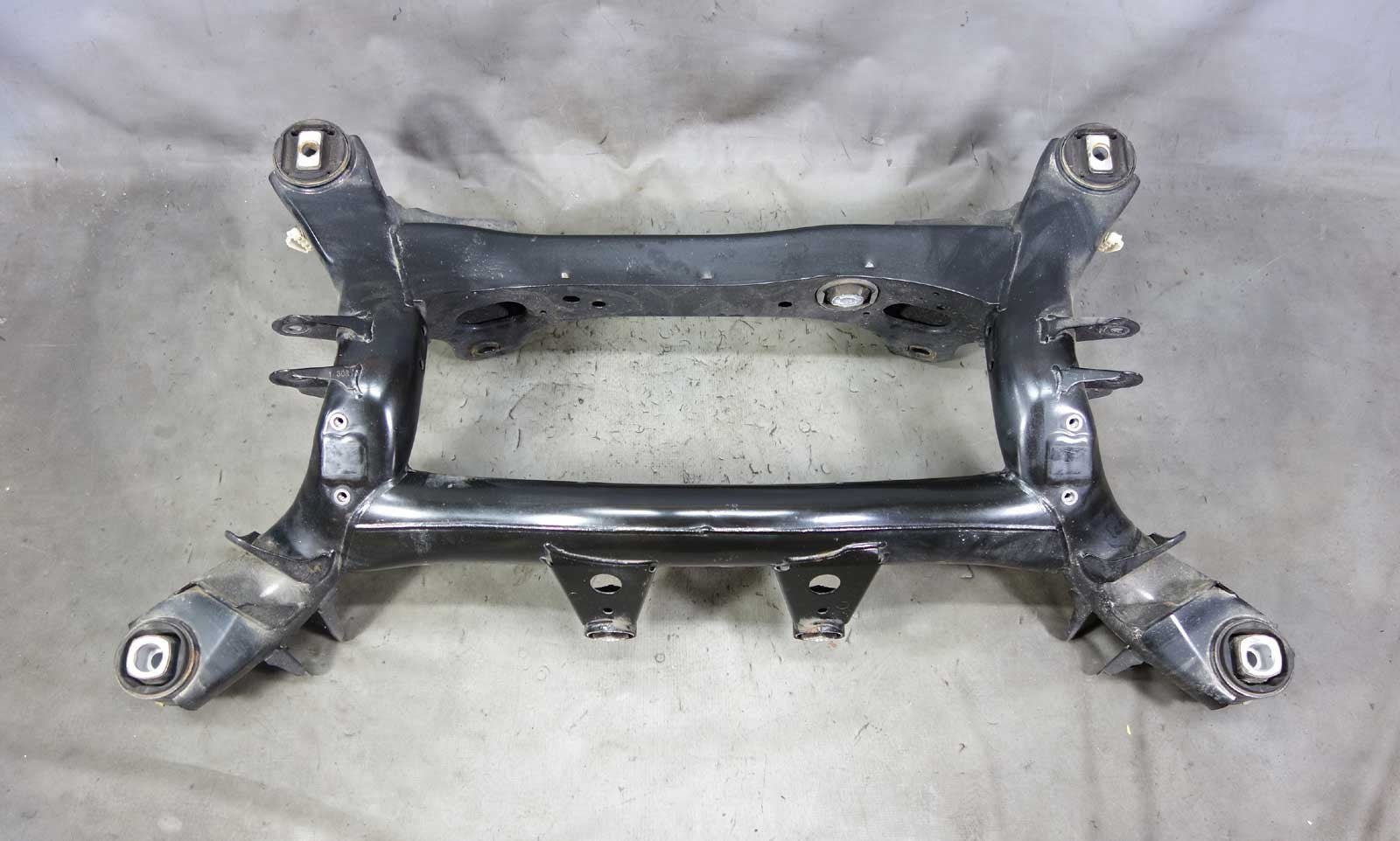2013-2017 BMW F30 3-Series F22 4-Cyl N20 NM26 Rear Axle Sub Frame Carrier OEM