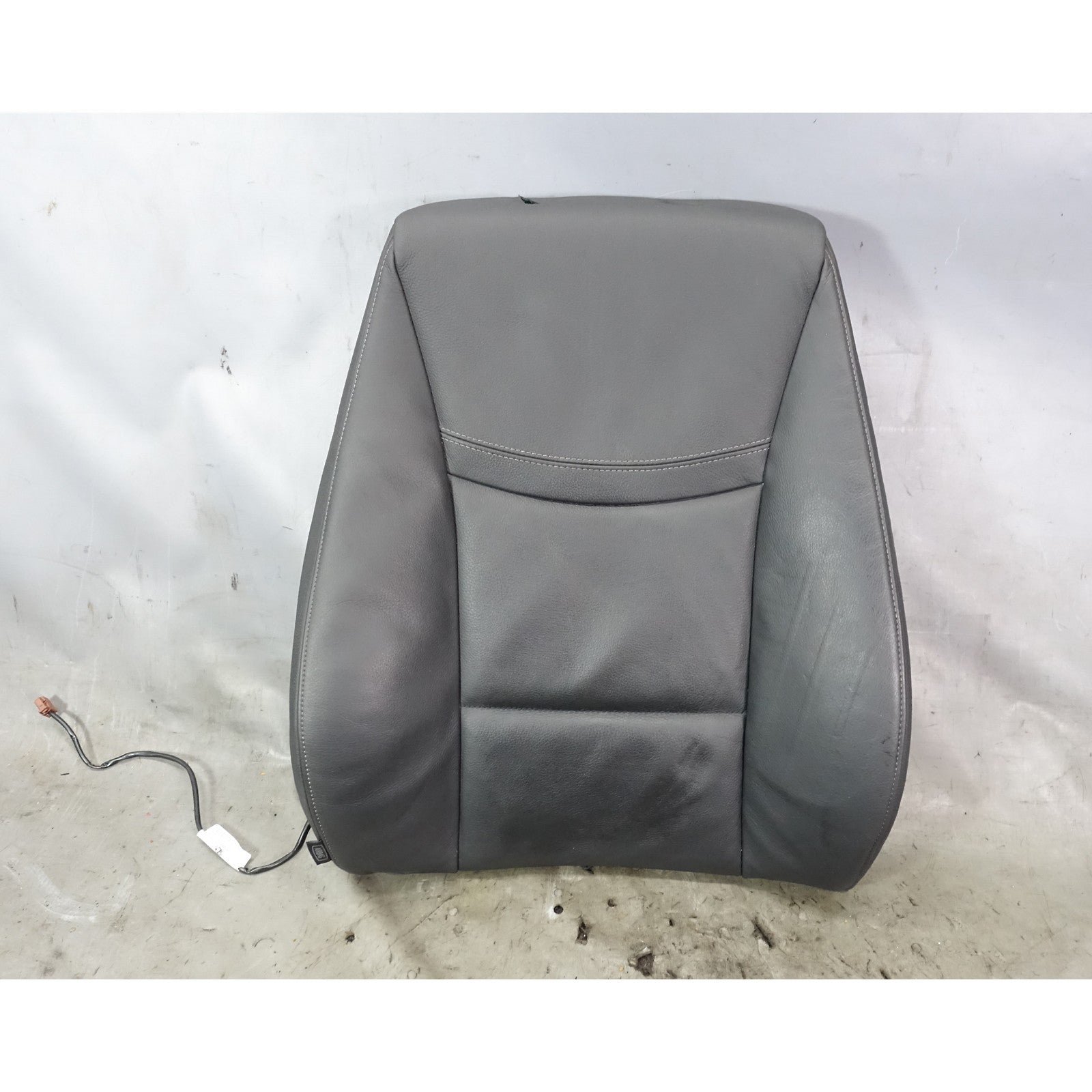 2009-2012 BMW E90 E91 3-Series 4dr Right Front Seat Backrest Black Leather OE