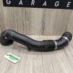 08-13 OEM BMW E88 E90 E92 E93 135 335 Engine Turbo Air Duct