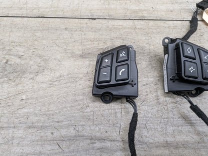 2008-2013 BMW 128i E82 Steering Wheel Switch Buttons 9123289 OEM
