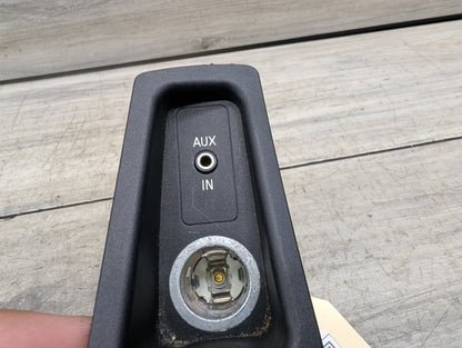 2008-2013 BMW 128i E82 AUX/ USB Charger Port Socket 6930561 OEM
