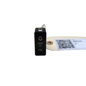 OEM BMW E60 E70 E82 E90 E92 F02 F10 F25 AUX Port USB Plug Input Jack Connector